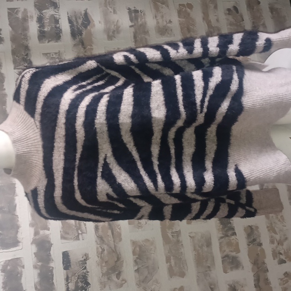 Twine & String Oversized Sweater - image 5